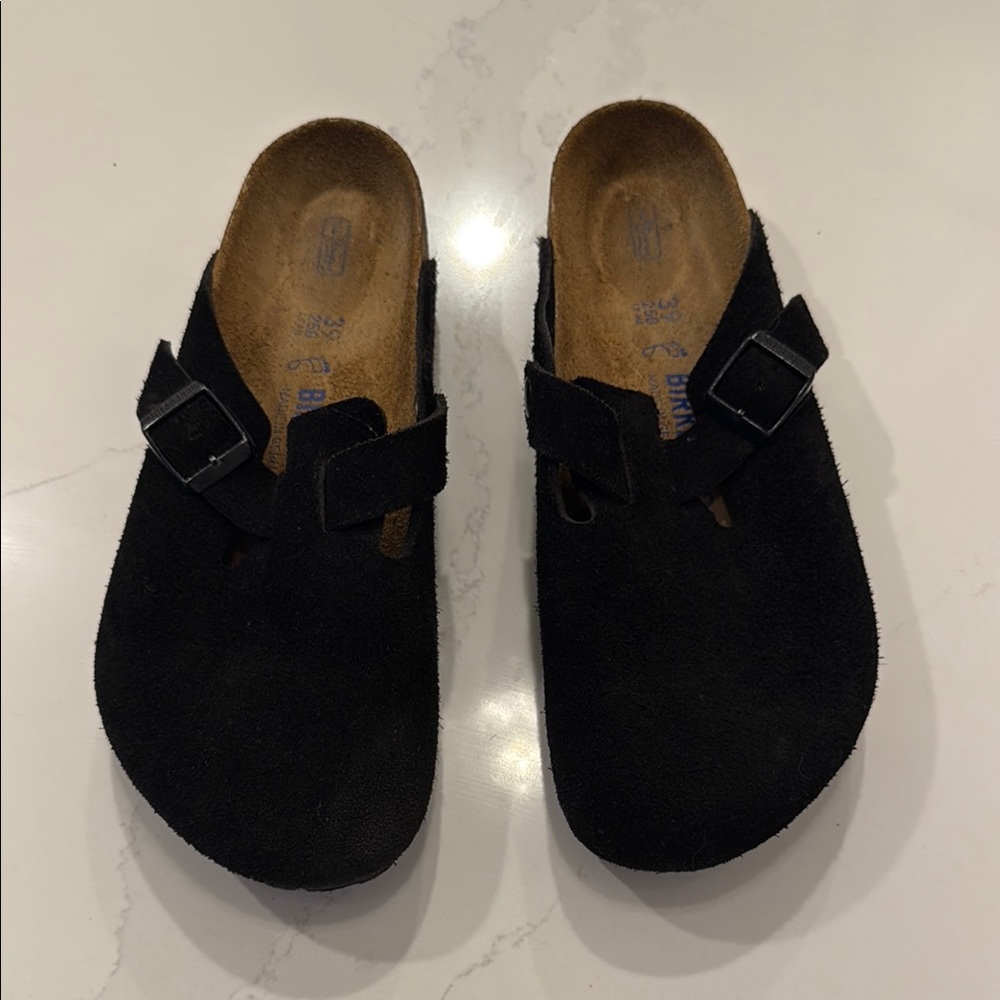 Birkenstock Boston Clogs – Black Suede – Size 8.5
